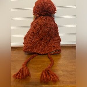 Turtlefur Rust Cable Knit Pom Beanie